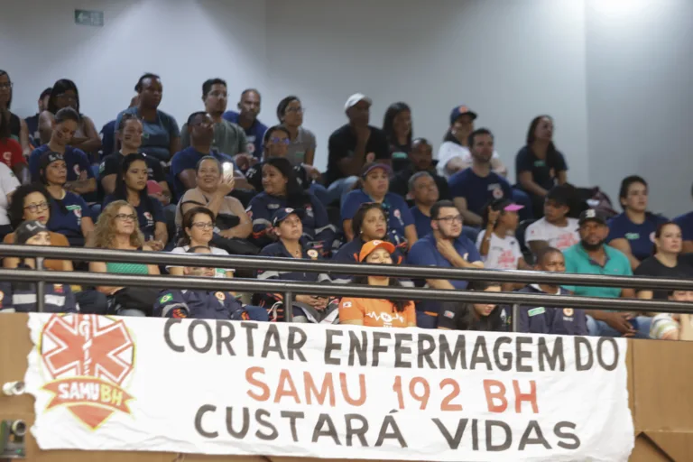 Álvaro Damião promove cortes no Samu de BH e servidores denunciam risco à população