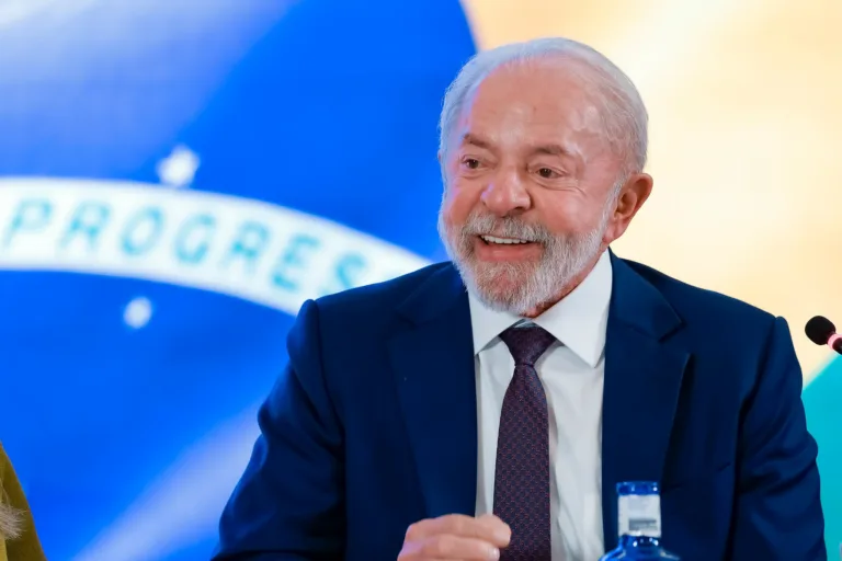 Lula defende reciprocidade em caso de delegado expulso dos EUA