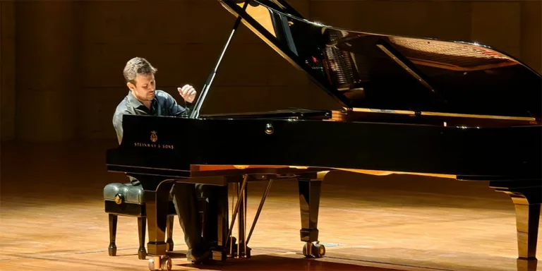 Villa-Lobos ecoa em Pequim e aproxima Brasil e China pela música em recital na Cidade Proibida