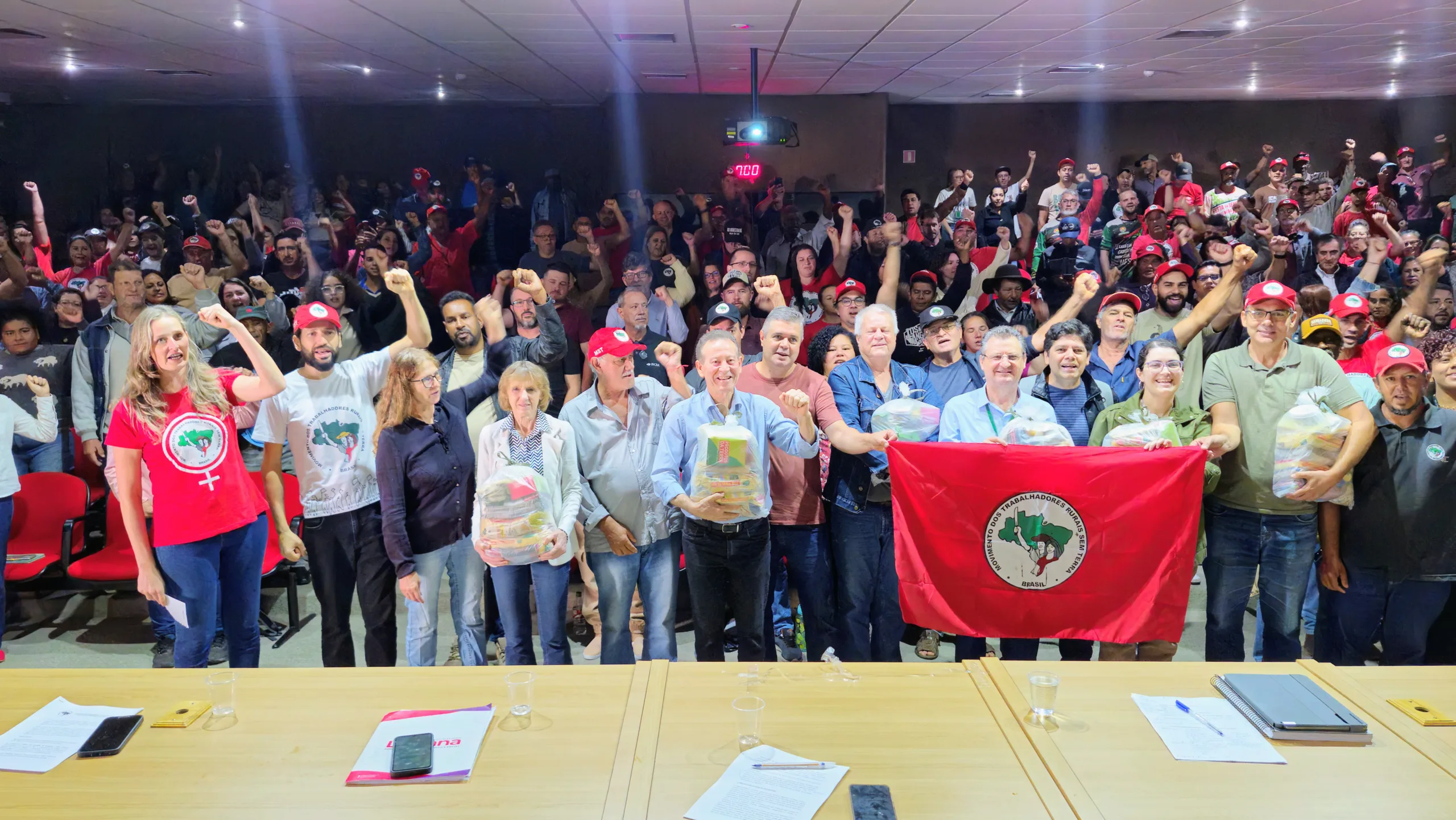 Auditório da Superintendência Regional do Instituto Nacional de Colonização e Reforma Agrária (Incra) no estado do Paraná.