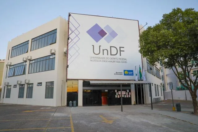 UnDF