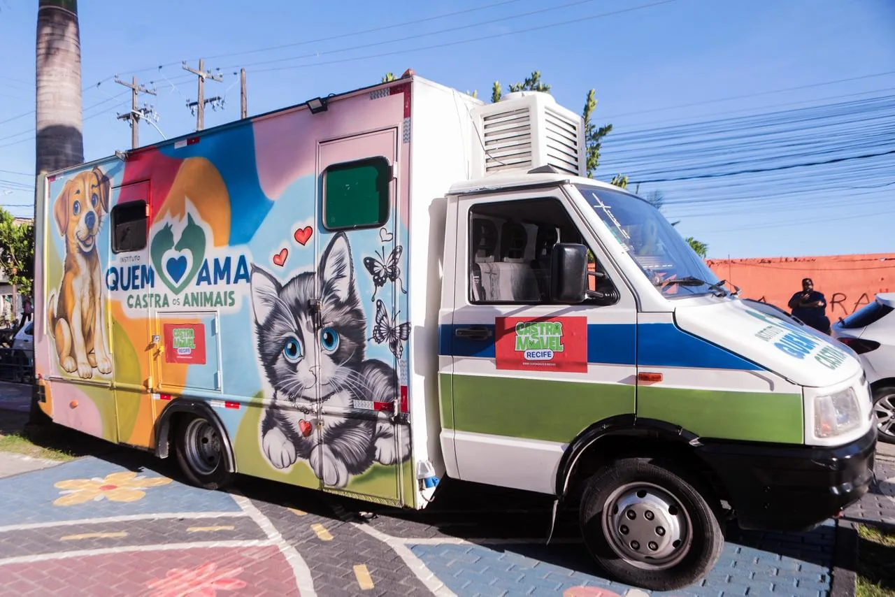 Prefeitura do Recife disponibiliza um novo serviço itinerante de castração de cães e gatos