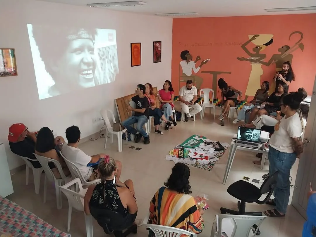 A Casa Luiz Gama é reconhecida como Ponto de Cultura e acolhe movimentos populares, cursinhos, encontros e capoeira entre outras atividades