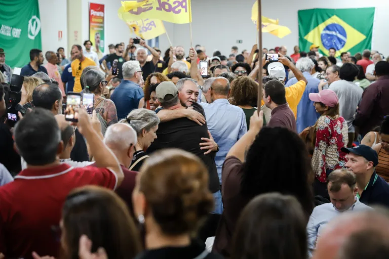 Partidos do campo democrático apoiam pré-candidatura de Edegar Pretto ao governo do RS