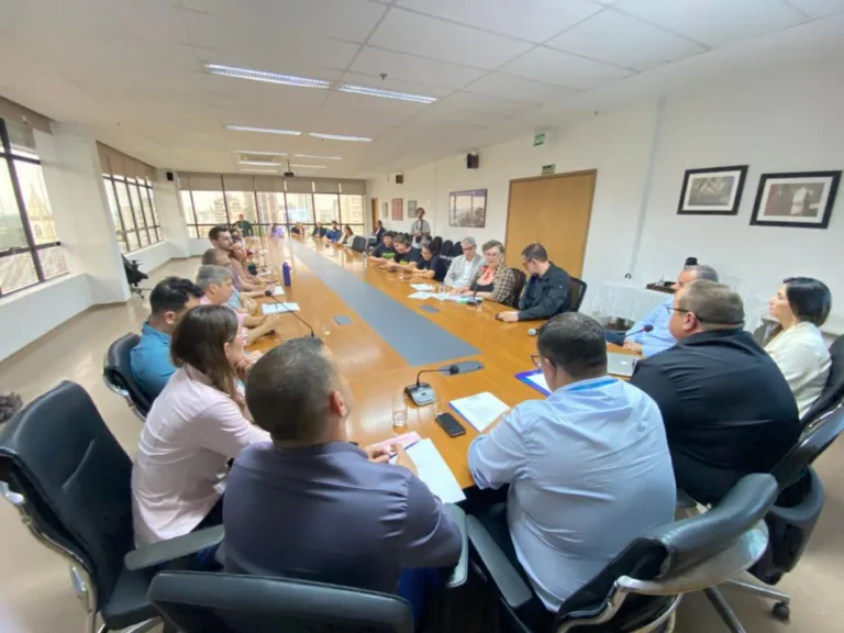 Sindicato dos professores de São Leopoldo rejeita proposta do governo e convoca assembleia