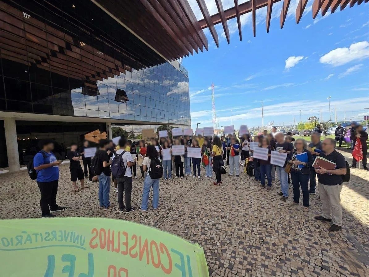 Comunidade acadêmica cobra diálogo, permanência estudantil e reorganização da universidade do DF.