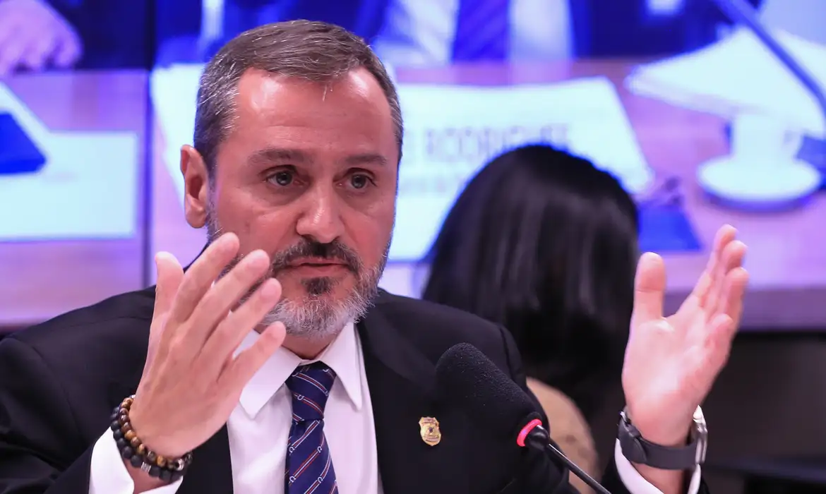 Diretor-geral da PF, Andrei Rodrigues, durante audiência na Comissão de Segurança da Câmara