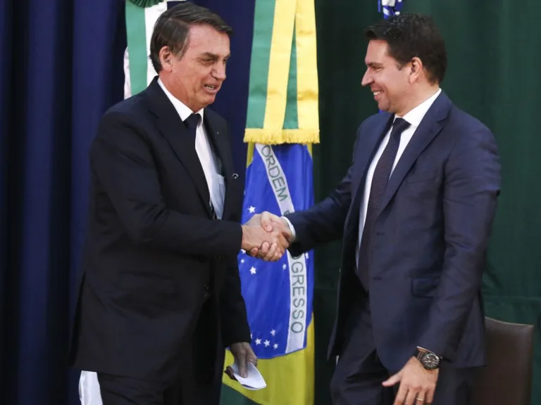 Abin de Bolsonaro monitorou movimentos sociais e críticas após tragédia de Brumadinho 