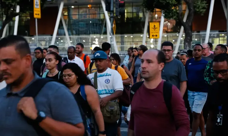 Desemprego no 1º trimestre é de 6,1%, o menor já registrado no período