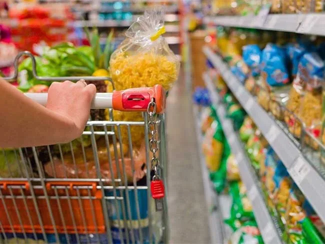 Associações ligadas a redes de supermercados apresentam lista de medidas ao governo