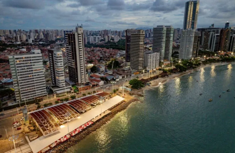 Fortaleza 300 anos: metrópole cresce entre avanços urbanos e desigualdades sociais