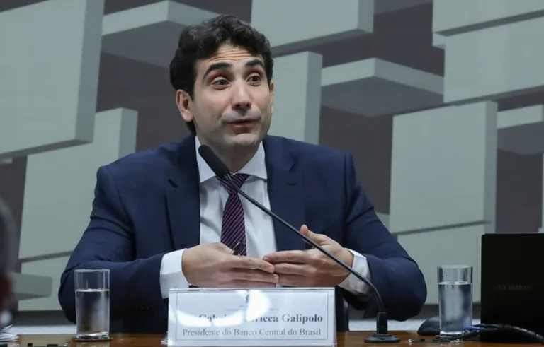Comissão do Senado recebe Galípolo nesta terça (19) para tratar do BRB e Master