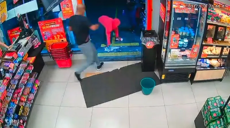 O policial militar Vinícius de Lima Britto executou Gabriel Renan no dia 3 de novembro deste ano, em uma unidade do Oxxo, em São Paulo | Crédito: Foto: Reprodução/Instagram