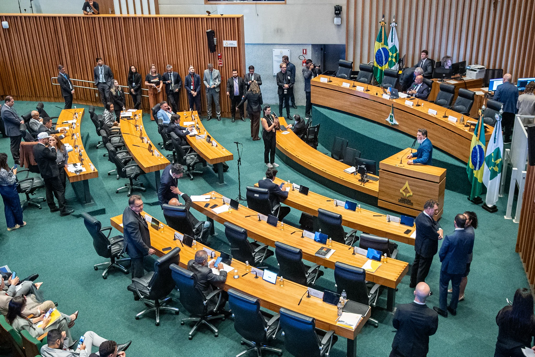 Plenário da Câmara Legislativa do DF durante sessão ordinária