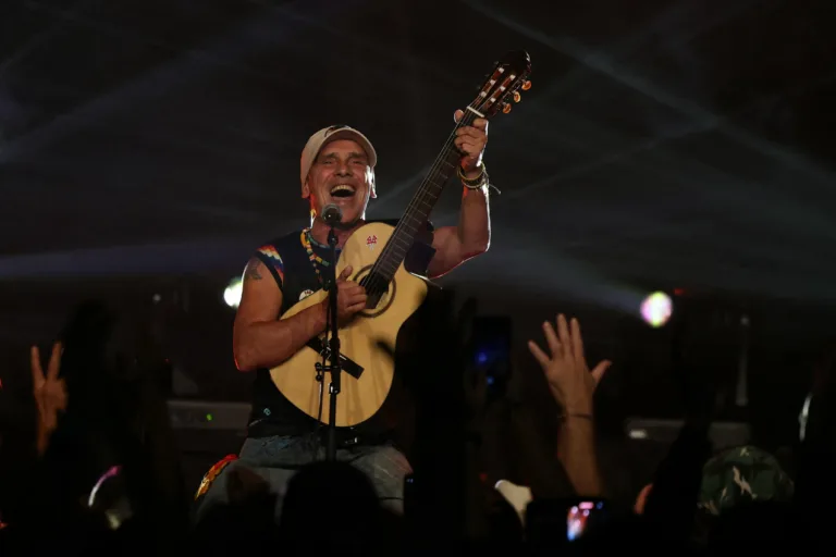 Manu Chao fará show no centro de São Paulo na Virada Cultural 2026
