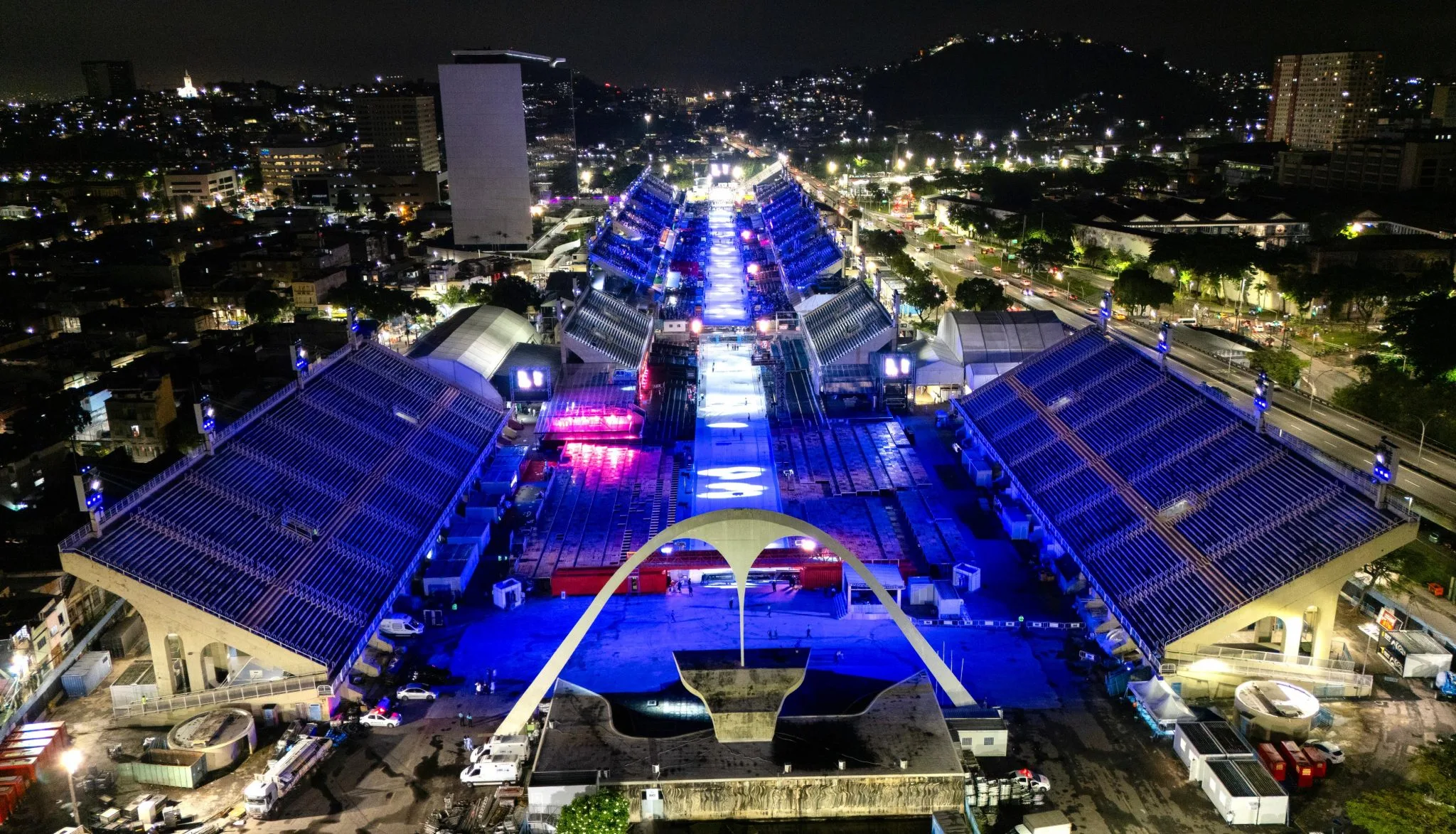 Imagem aérea da Marquês de Sapucaí, no Rio de Janeiro
