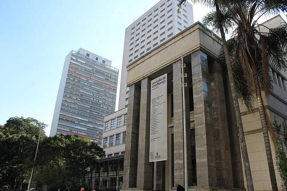 A fachada da Biblioteca Mário de Andrade, no centro de São Paulo (SP)
