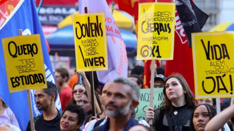 Luta pelo fim da escala 6x1 faz avançar a consciência de classe