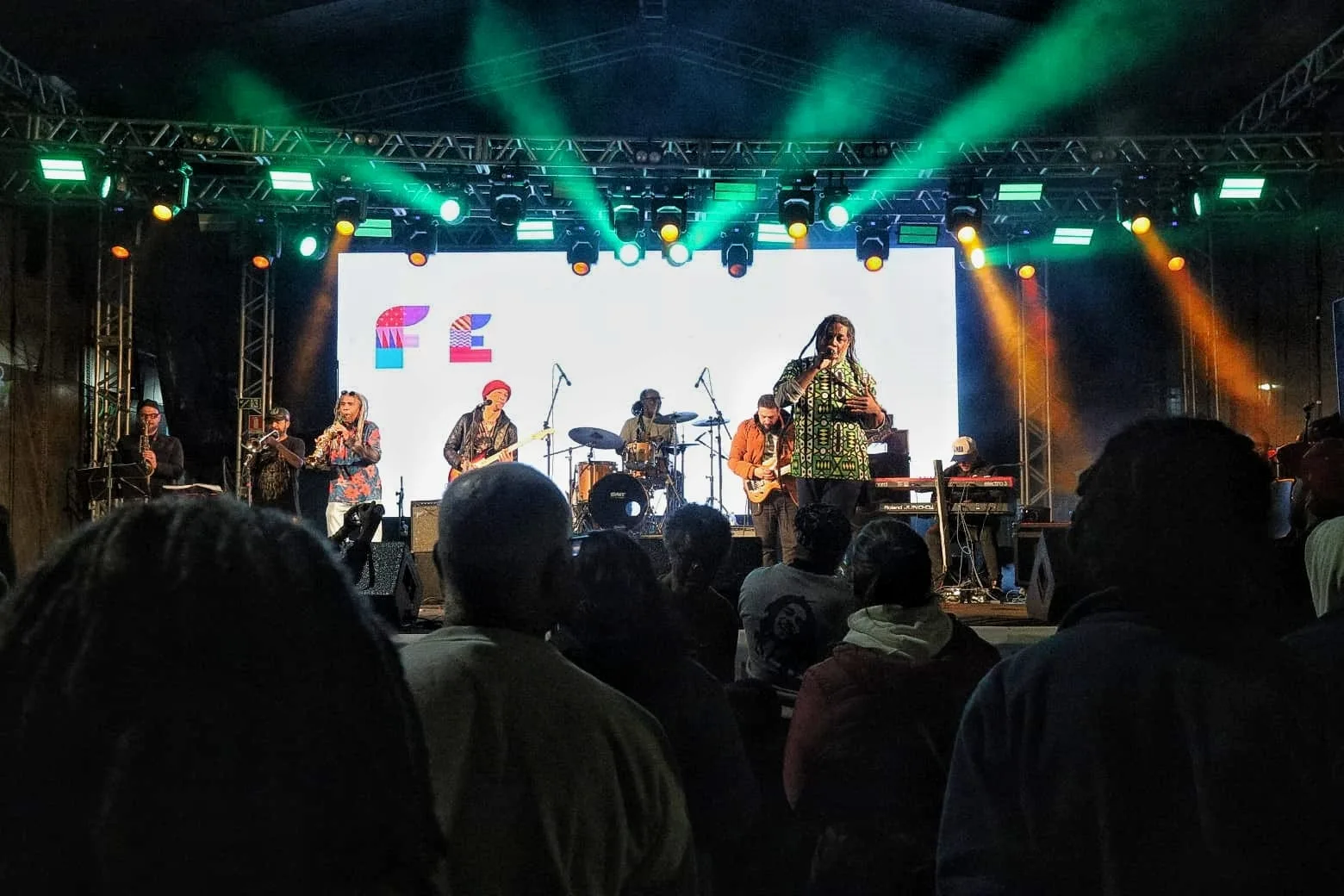 Mais de 7 mil pessoas participaram do festival no centro de Pelotas ao longo do domingo (3)