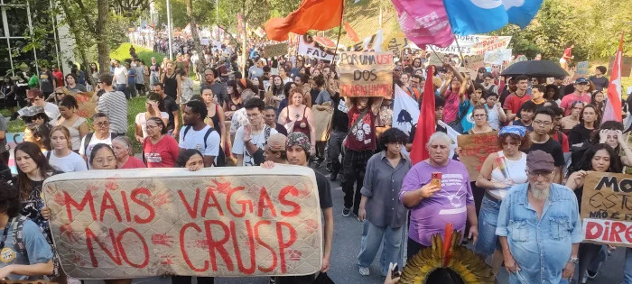 Estudantes da USP, Unicamp e Unesp ampliam greve e denunciam educação sucateada sob Tarcísio 