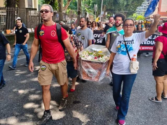 Recomposição salarial dos servidores estaduais do RJ será paga em agosto e novembro