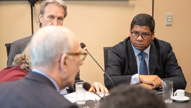 Reunião pública com embaixador de Cuba debate solidariedade internacional no Recife