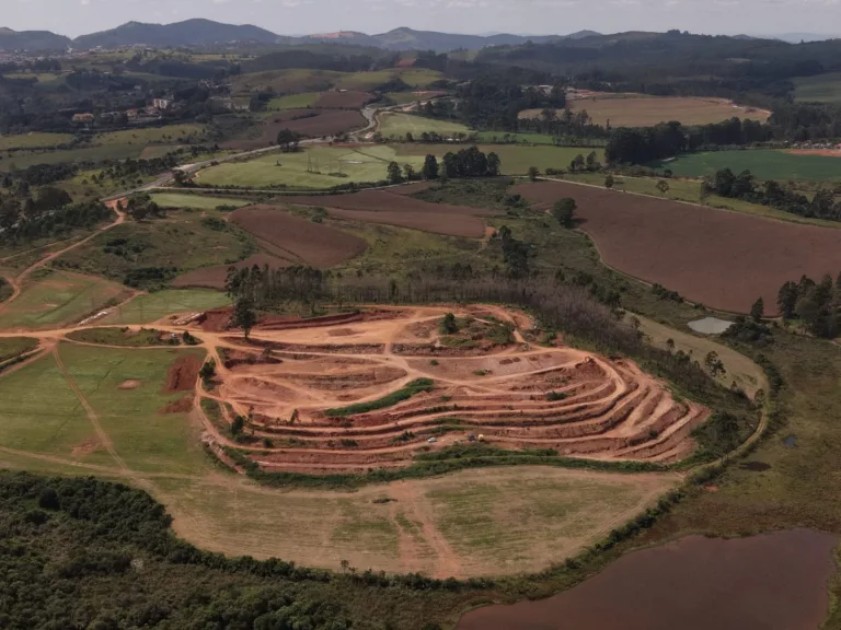 Entenda quais são os impactos da disputa global por terras raras que avança sobre MG