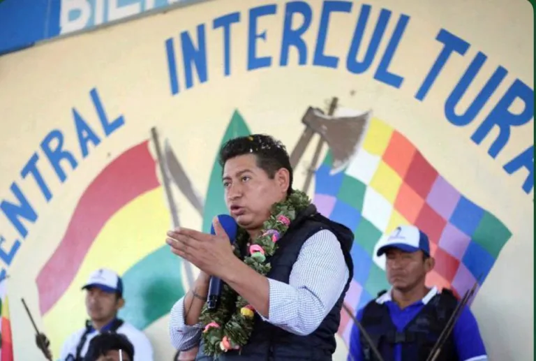 'Não há opção senão radicalizar os protestos', diz líder sindical da Bolívia
