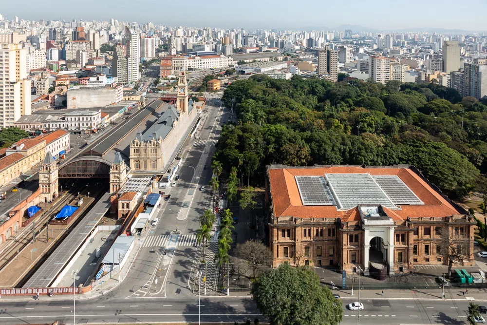 Pinacoteca e Museu da Língua Portuguesa consolidam a região da Luz como um polo vibrante que convida o público a participar ativamente da construção da memória do país.