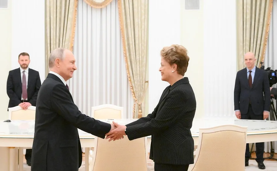 Presidente russo, Vladimir Putin, se reúne com Dilma Rousseff, em Moscou, em 13 de maio de 2026