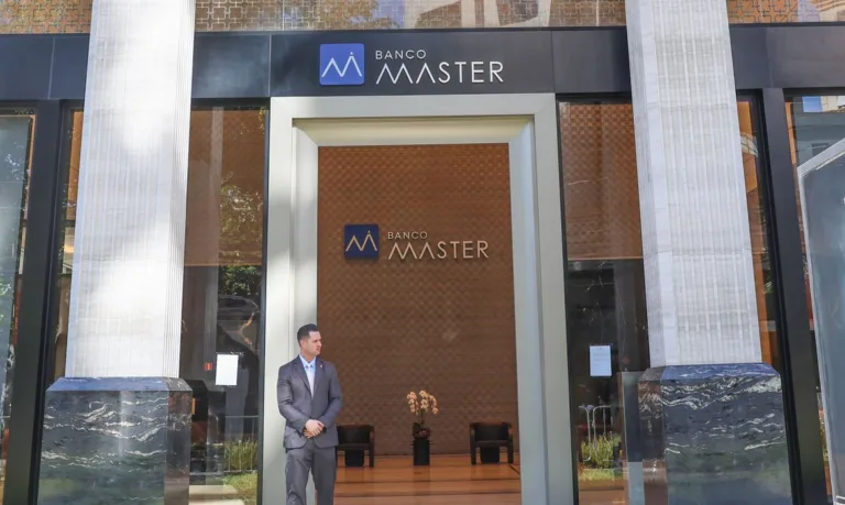 Deputados do Rio aprovam criação de CPI para investigar investimento do governo no Banco Master