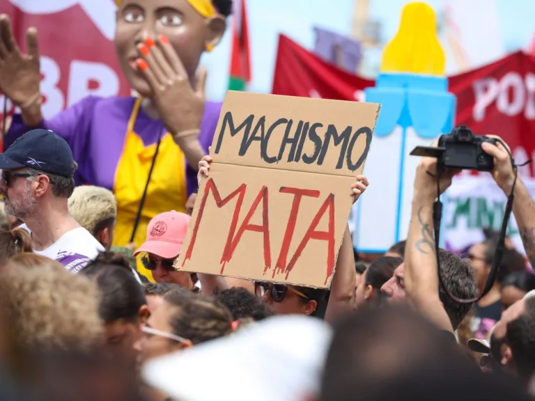 Mulheres vítimas de violência doméstica poderão fazer boletim de ocorrência online no Rio