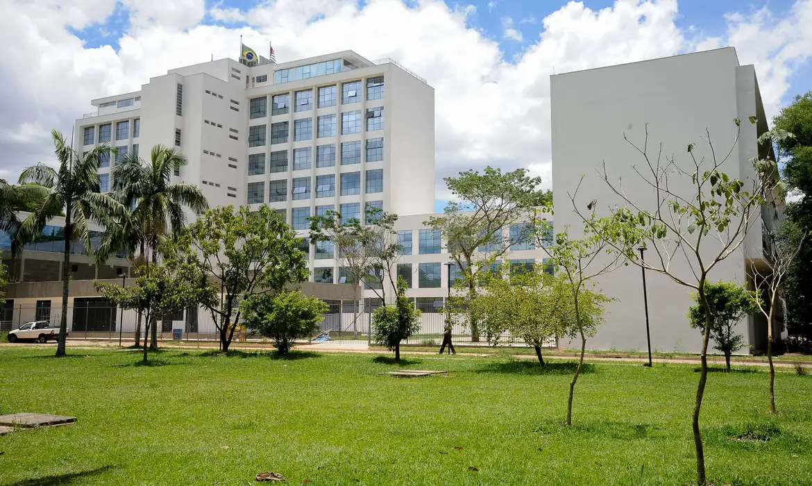 'O estopim para a ocupação é a extrema precarização das condições de inclusão e permanência enfrentadas na universidade', diz texto divulgado pelo Diretório Central dos Estudantes (DCE) da USP