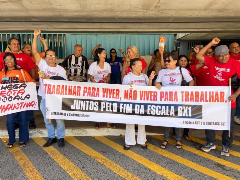 Em semana decisiva para escala 6x1 na Câmara, centrais sindicais intensificam mobilização
