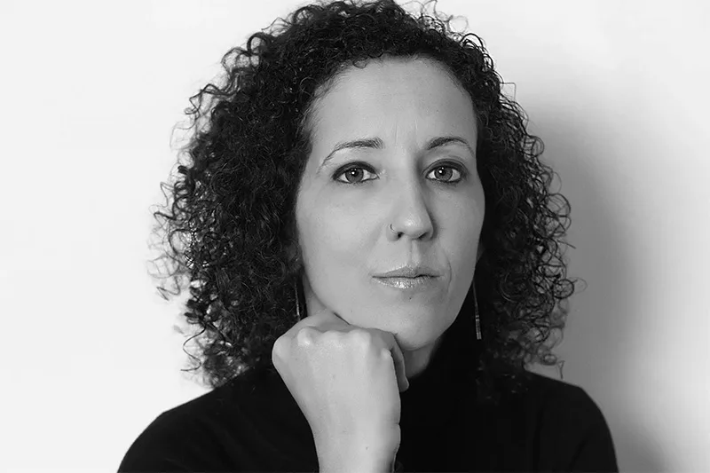 Letícia Cesarino é professora da UFSC