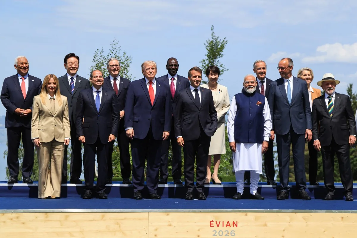 (From L) European Council President Antonio Costa, Italy's Prime Minister Giorgia Meloni, South Korea's President Lee Jae-myung, Egypt's President Abdel Fattah El-Sisi, Britain's Prime Minister Keir Starmer, US President Donald Trump, Kenya's President William Ruto, France's President Emmanuel Macron, Japan's Prime Minister Sanae Takaichi, India's Prime Minister Narendra Modi, Canada's Prime Minister Mark Carney, Germany's Chancellor Friedrich Merz, European Commission President Ursula von der Leyen and Brazilian politician Luiz Inacio Lula Da Silva pose for a family photograph during the G7 summit, in Evian, eastern France, on June 16, 2026. A G7 summit is set to take place June 15 to 17 in the French town of Evian-les-Bains near Switzerland and it will be attended by country leaders as well as the EU's foreign policy chief and ministers from Brazil, Canada, the United Arab Emirates and Turkey. (Photo by Ludovic MARIN / POOL / AFP)