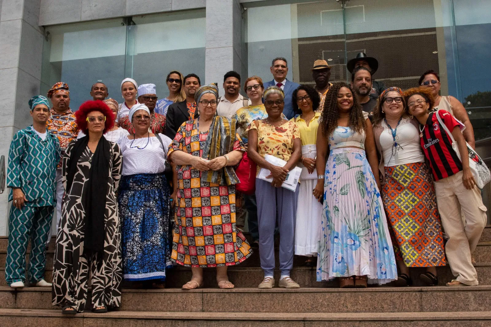 Lideranças e representantes de entidades negras de Pernambuco se reuniram com o deputado João Paulo (PT), na Alepe