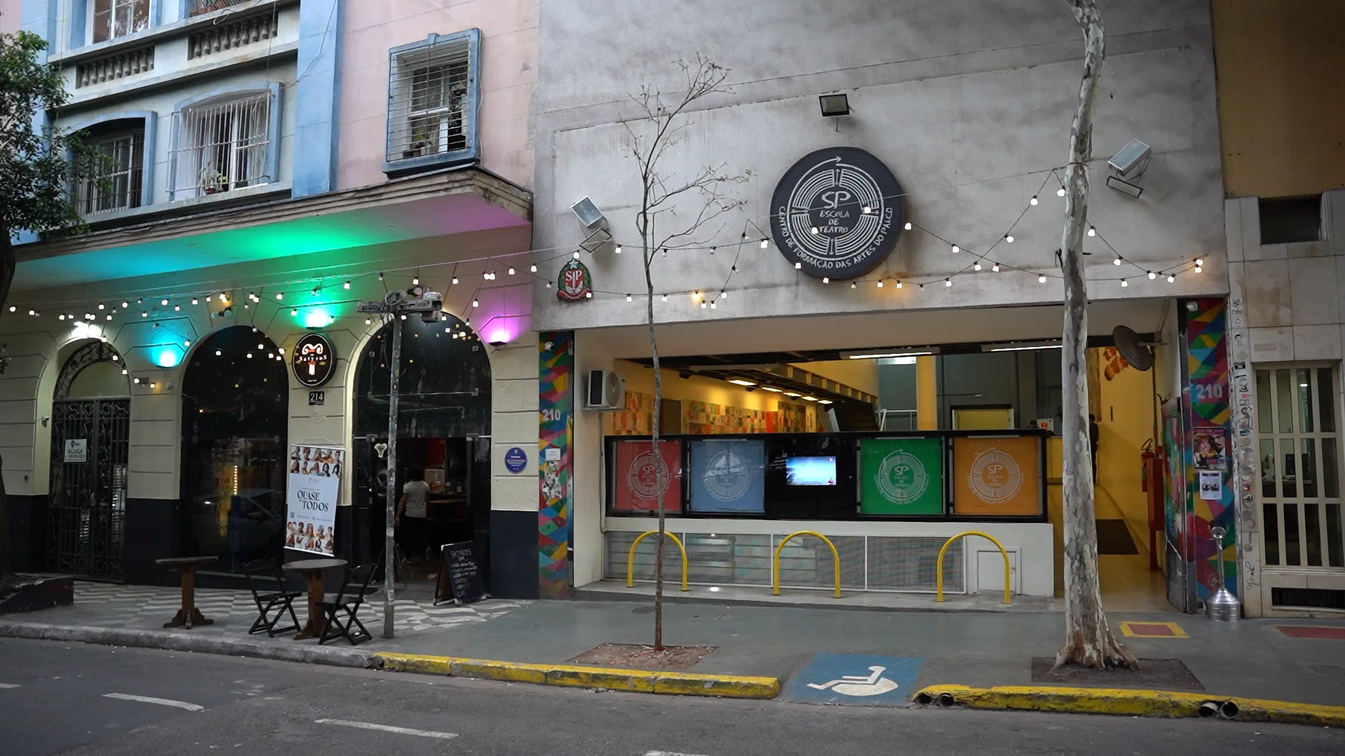 Teatros da Praça Roosevelt unem memória cênica e resistência cultural no centro de SP