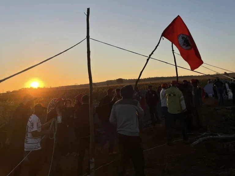 MST ocupa área da Fazenda Sálvia e cobra avanço da reforma agrária no DF