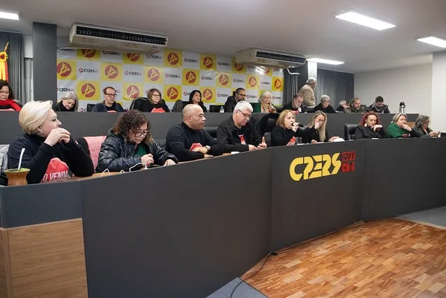 O Cpers Sindicato e o Departamento Intersindical de Estatística e Estudos Socioeconômicos (Dieese) apresentaram um estudo técnico que questiona a modelagem das Parcerias Público-Privadas (PPPs) da Educação propostas pelo governo de Eduardo Leite (PSD)
